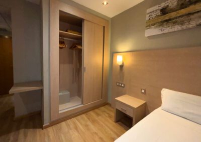 habitacion adaptada armario