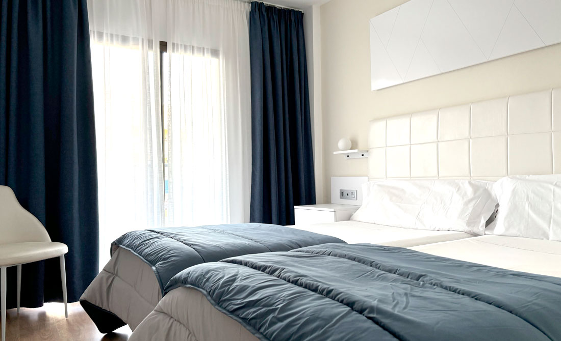 habitacion-hotel-melina-entrada habitacion hotel melina entrada